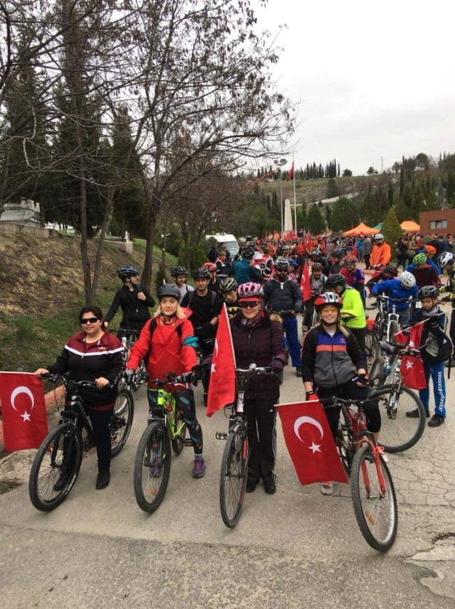 Türk Bayrağı ‘Türk Kadının Zaferi Bisiklet Turu’ ile Elden Ele Gezecek