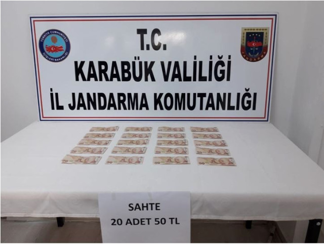 Sahte Parayla Benzin Alınca Yakalandı