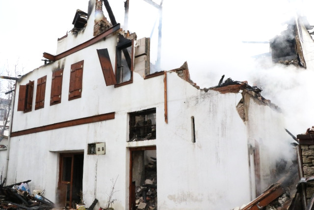 Safranbolu’da 170 Yıllık Tarihi Konaktan Geriye İskeleti Kaldı