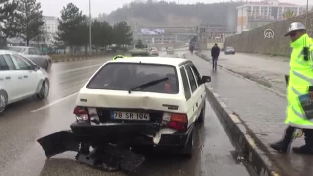 Trafik Kazası: 4 Yaralı