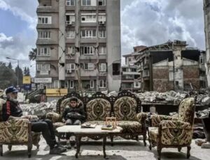 Depremin ikinci ayı: Barınma, sağlık ve güvenlik başlıklarında hangi sorunlara dikkat çekiliyor?