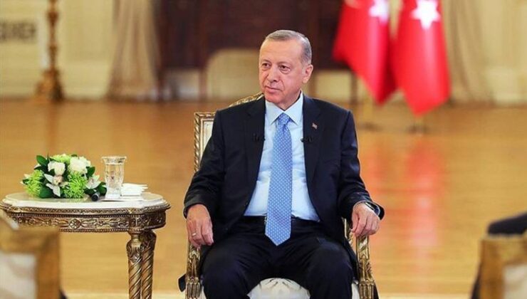 Fehmi Koru: Erdoğan’ın rahatsızlanması AK Parti ileri gelenlerinin beden kimyasını bozmuş gibi…