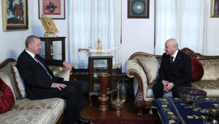 Fehmi Koru: “AK Parti MHP’yi sırtından atmak istiyor” diyenler var, ben ise “Siyam ikizleri sıkıntı kopar” diyorum