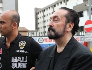 AKP MKYK üyesine Adnan Oktar soruşturması