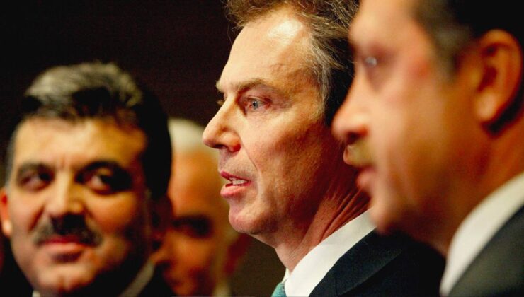 Ertuğrul Özkök: Crown dizisindeki Tony Blair’den Erdoğan’a “Hugh Grant olma” bildirisi