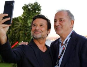 Ertuğrul Özkök: Türkiye’de devlet medyası devrini kapatan selfie