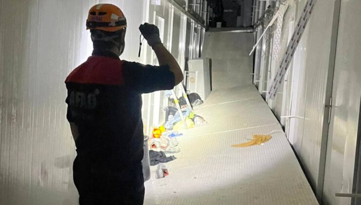 Sakarya Şehir Hastanesi inşaatında personellerin kaldığı yapıda göçük: 13 yaralı