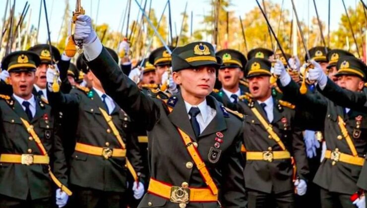 Argüman: Ebru Eroğlu dahil 4 teğmenin tabiri alındı, “kılıçlı yemin” tahkikatı soruşturmaya dönüştü