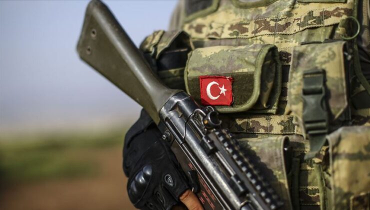 Jandarma’ya 9 bin 690 kontratlı uzman erbaş alınacak: Kaideler neler, kimler başvurabilecek?