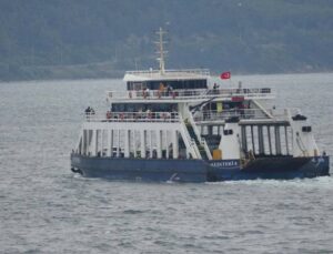 Bozcaada ve Gökçeada feribot seferlerine ‘fırtına’ pürüzü