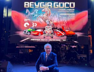 Ertuğrul Özkök | “İş adamıyım fakat hayatım 5 kuruş bile getirmeyecek 3 işle geçiyor”