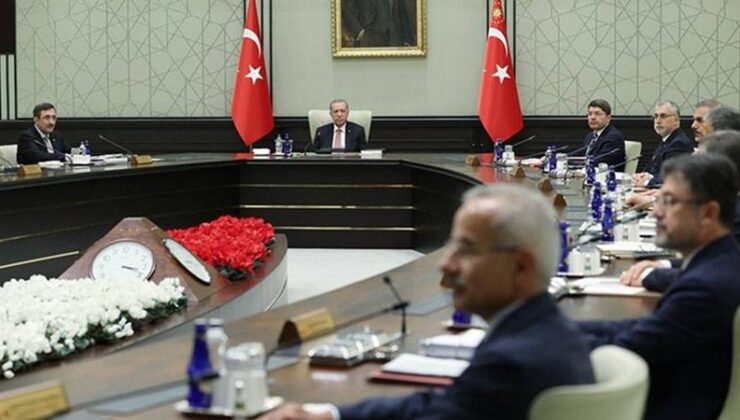 Kabine Erdoğan başkanlığında toplanıyor: Gündem 3. Dünya Savaşı riski; taban fiyat ve emekli artırımı; kayyımlar…