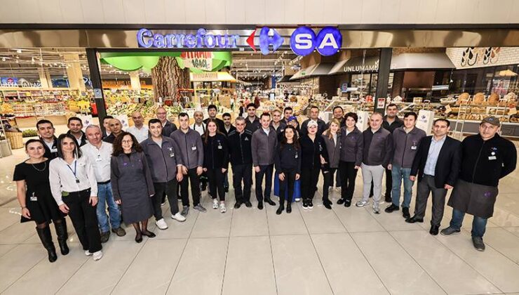 CarrefourSA, 12 Aralık Mağazacılar Günü’nü çalışanları ile kutladı