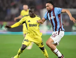 Eski hakemler, Trabzonspor – Fenerbahçe maçındaki tartışmalı durumları kıymetlendirdi: Talisca’ya ikinci sarı gösterilmesi lazımdı