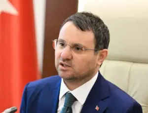 Akın Gürlek’ten ‘kırmızı bülten’ açıklaması: 2026 yılında toplam 76 kişi “adi cürüm ve terör cürümleri kapsamında” yurt dışından Türkiye’ye getirildi