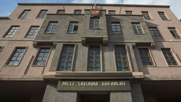 MSB: Kitlesel göç hareketi haberleri gerçeği yansıtmıyor; yasa dışı geçiş ve terör faliyetlerine yönelik her türlü  önlem alındı