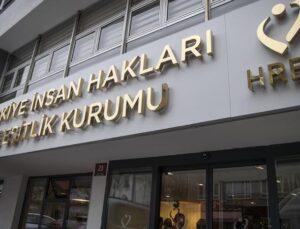 TİHEK: Din ve inanç temelinde ayrımcılık yasağı ihlalleri, demokratik hukuk devleti açısından kabul edilemez niteliktedir