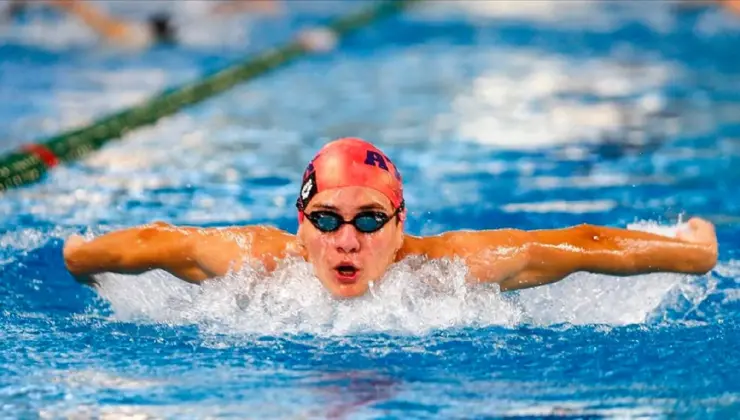 Ulusal yüzücülerden Multinations şampiyonalarında 9 madalya ve Türkiye rekoru