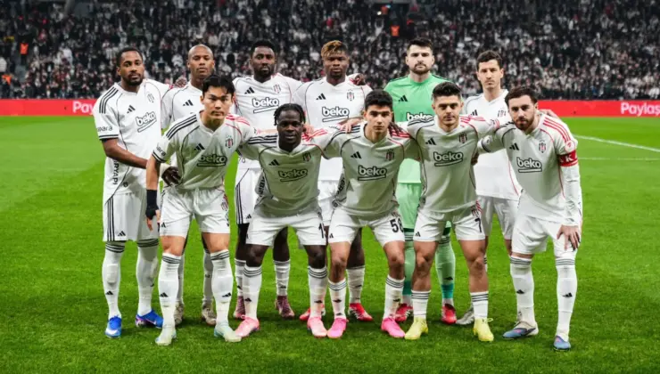 Derbi bittikten sonra Beşiktaşlı futbolculardan peş peşe paylaşım geldi: VAR’a sahipken nasıl denetim etmezsin?