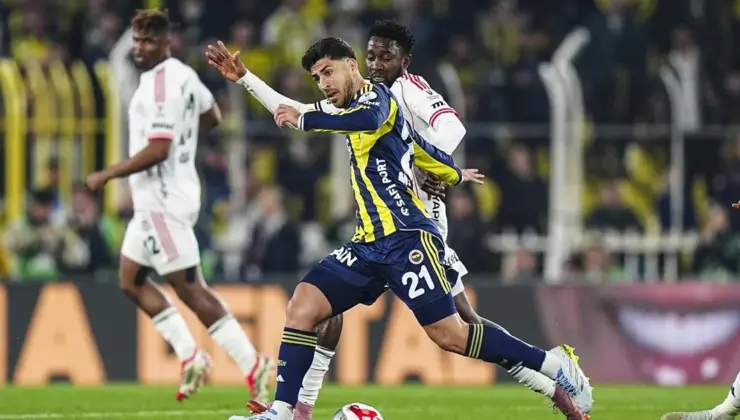 Fenerbahçe – Beşiktaş derbisindeki penaltıda yorumcular ikiye bölündü; işte dağılım