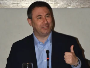 Barış Göktürk’ten Aziz Yıldırım sözleri: Fetret periyodunu bitirecek ve Fenerbahçe’nin 120’nci yılında şampiyon olmasını sağlayacak