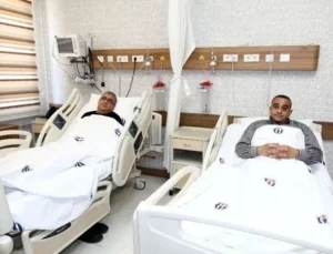 Böbrek yetmezliği yaşayan doktora hastası organını bağışladı!