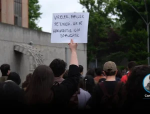 Kapatılan Bilgi Üniversitesi’nde Rektör Yazgan’dan yerleşkesi kapatma kararı: Öğrenci ve akademisyenler yerleşkeye alınmayacak, erzak girişine müsaade verilmeyecek