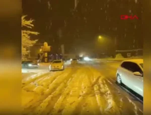 Mayısta kar yolları kapadı, 2 ilçede eğitime bir gün orta verildi