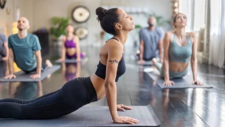 Araştırma: Yoga, kanseri atlatanlarda uyku ve dert meselelerini azaltabilir