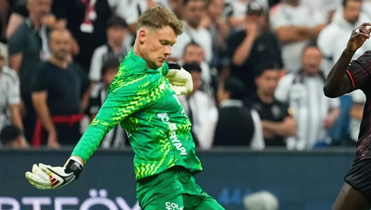 Alexander Nübel’den Italiano yorumu: Hocamızın çılgın olduğunu söyleyebilirim