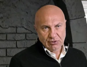 Yüksel Yıldırım’dan Barış Göktürk’e: Ağzını burnunu kırardım, küçücük uzunluğuyla o denli konuşamaz
