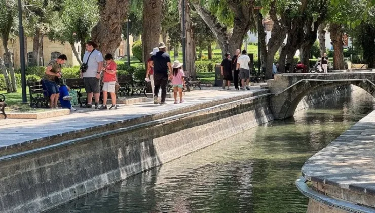 Sıcak hava dalgası tesirini sürdürüyor; Şanlıurfa’da termometreler 48 dereceyi gösterdi!
